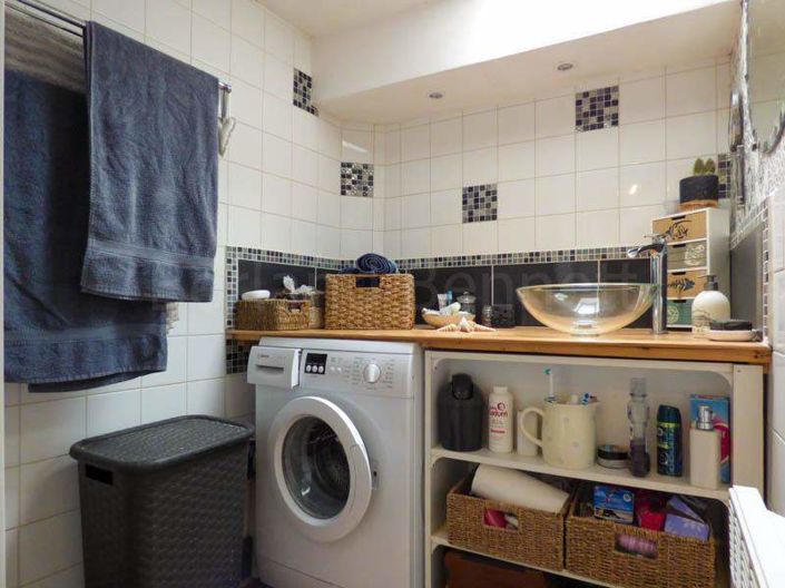 Image No.17-2 Bed House for sale