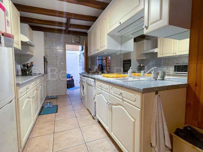 Image No.13-3 Bed House for sale