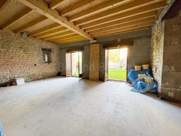 f5fa5c43-731c-1475-88d6-f695bf0b44d9