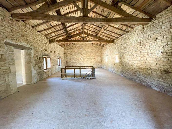 Image No.7-Maison à vendre à Chef-Boutonne