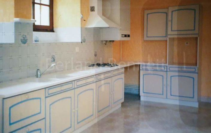 Image No.8-Maison de 8 chambres à vendre à Ruffec