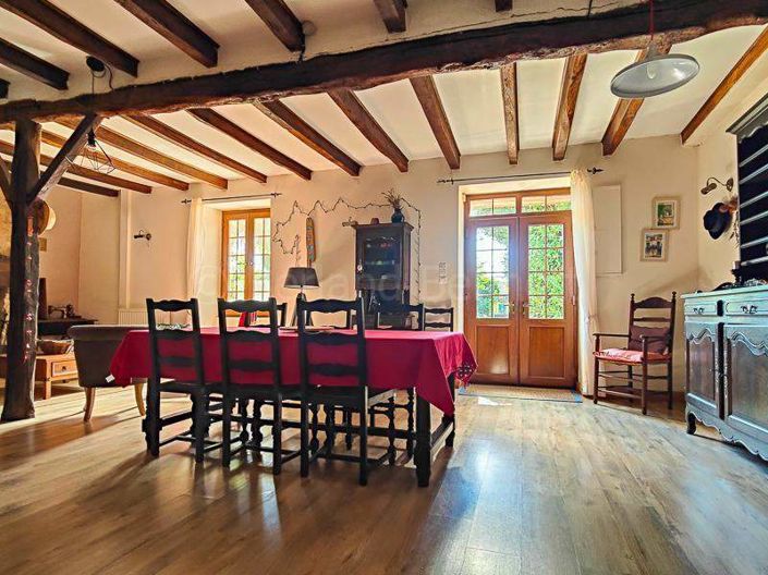 Image No.21-Maison de 7 chambres à vendre à Sauzé-Vaussais