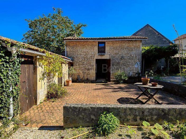 Image No.29-Maison de 7 chambres à vendre à Sauzé-Vaussais