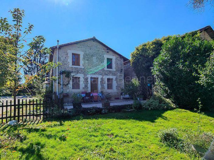 Image No.33-Maison de 7 chambres à vendre à Sauzé-Vaussais