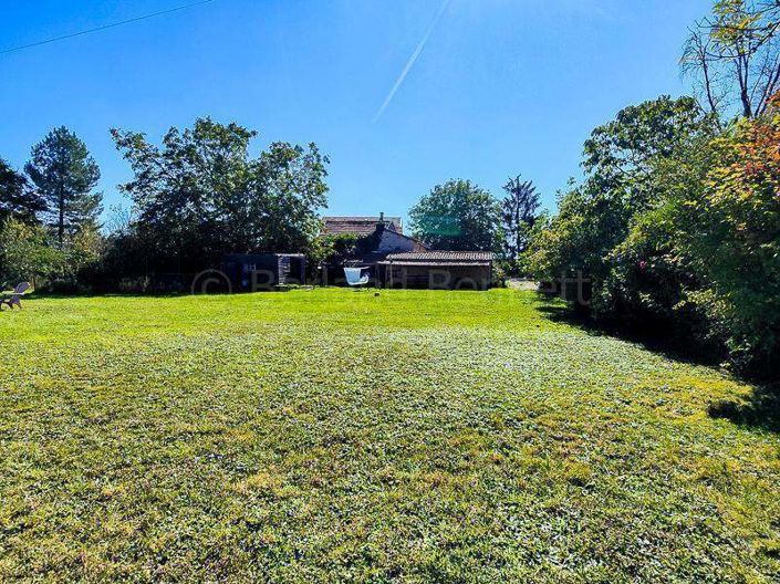 Image No.36-Maison de 7 chambres à vendre à Sauzé-Vaussais