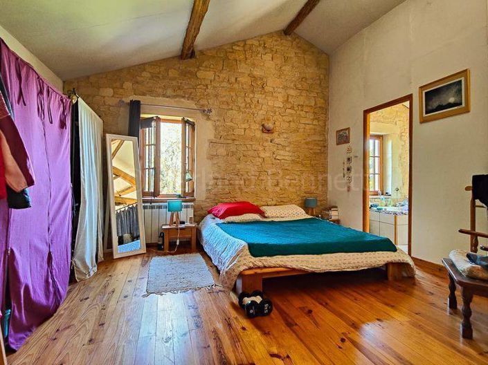 Image No.10-Maison de 7 chambres à vendre à Sauzé-Vaussais