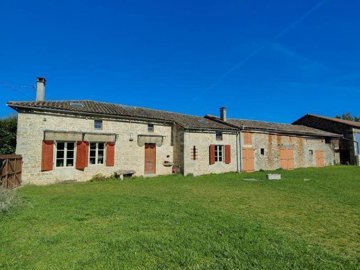 1 - Sauzé-Vaussais, Maison