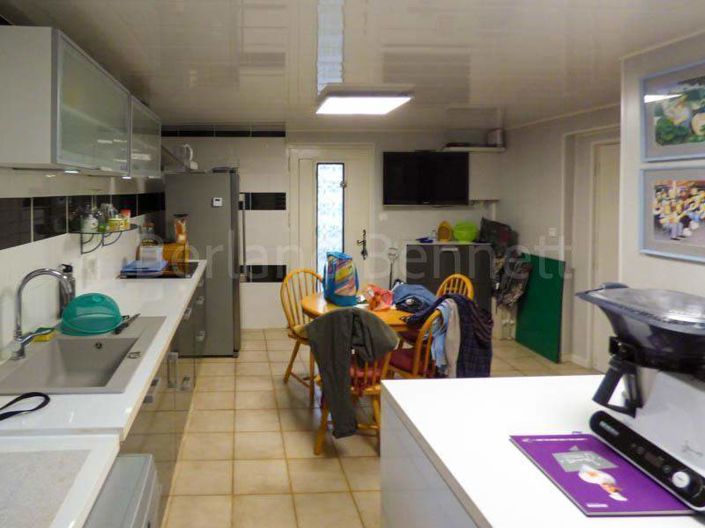 Image No.13-5 Bed House for sale