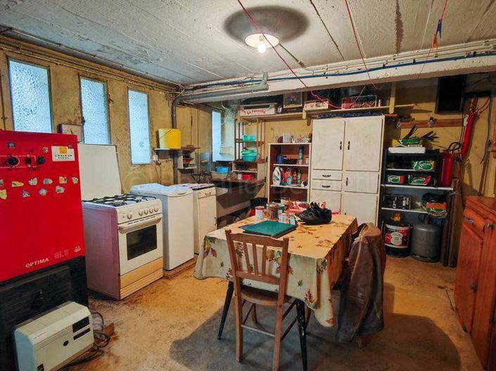 Image No.18-3 Bed House for sale