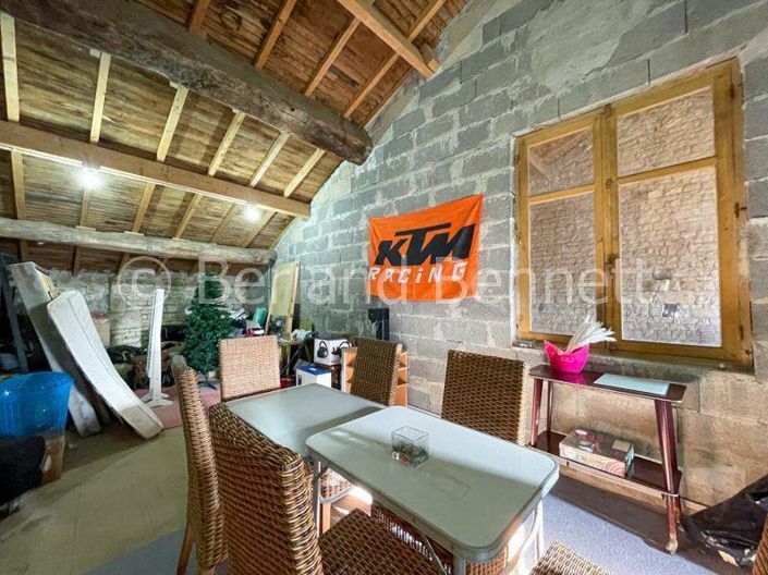 Image No.15-5 Bed House for sale