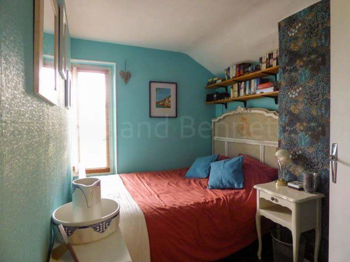 Image No.14-2 Bed House for sale