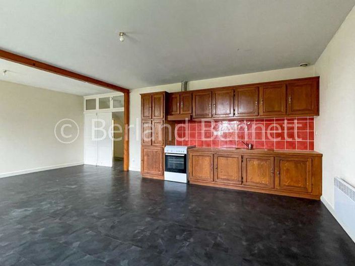 Image No.3-Maison de 3 chambres à vendre à Sauzé-Vaussais