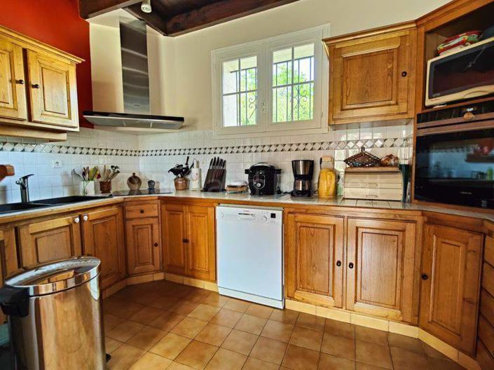 Image No.4-Maison de 4 chambres à vendre à Civray