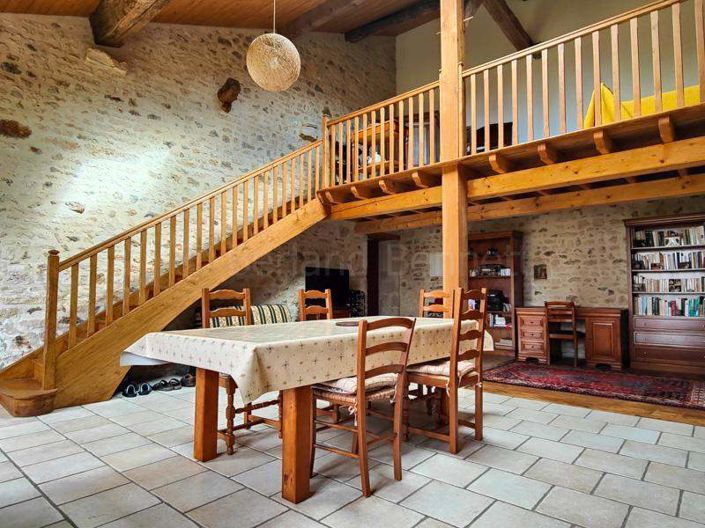 Image No.3-Maison de 1 chambre à vendre à Sauzé-Vaussais