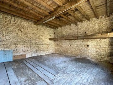 66bec4fd-0fe3-70db-8518-7a77b2d8af76