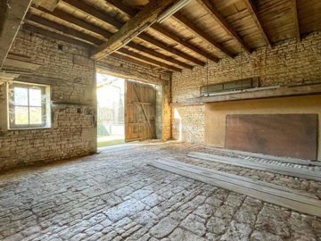 97e31006-6b54-0c49-653c-aa113e847216