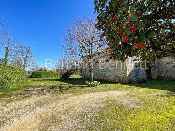Image No.22-Maison de 4 chambres à vendre à Sauzé-Vaussais