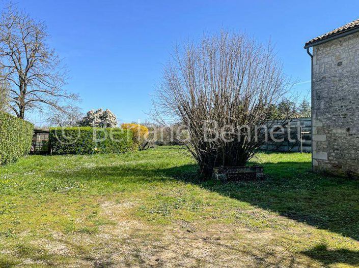 Image No.29-Maison de 4 chambres à vendre à Sauzé-Vaussais