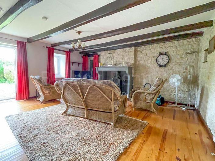 Image No.3-Maison de 3 chambres à vendre à Chef-Boutonne