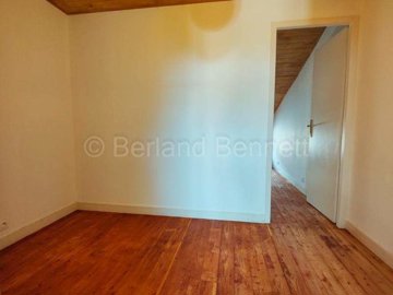 842f3003-4922-8a57-bda1-60f913f75d16