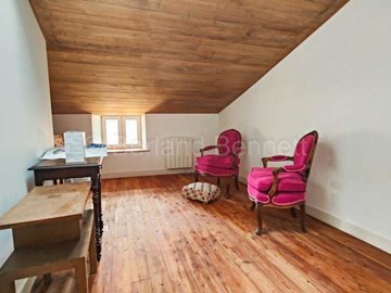 93fe0615-8788-e241-f4f2-e3a7fb80f332