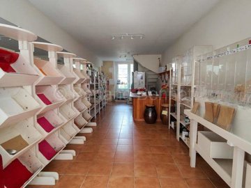 a17eff0b-447e-6d51-c6da-bd31d152a56a