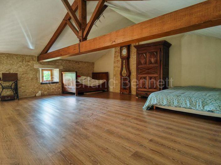 Image No.7-Maison de 2 chambres à vendre à Civray