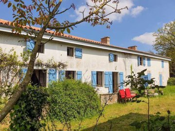 90d162ed-5cde-cd4b-6f76-8085699f51df