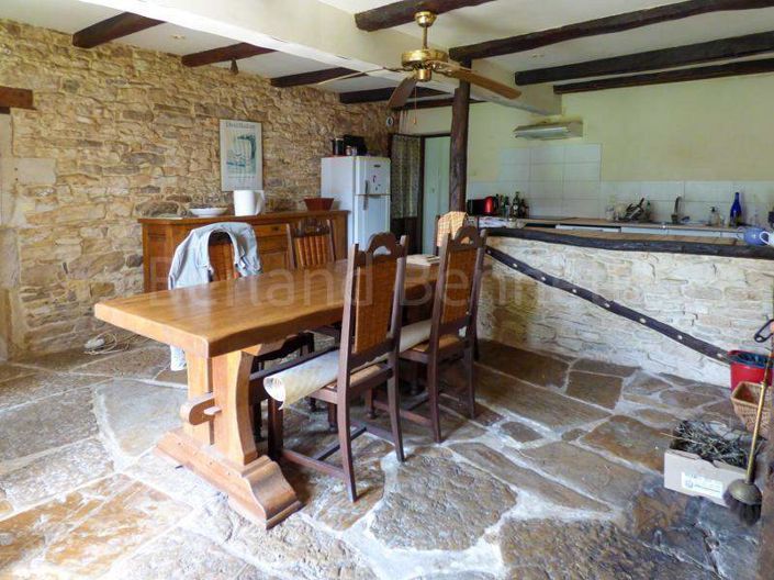 Image No.2-Maison de 5 chambres à vendre à Lezay