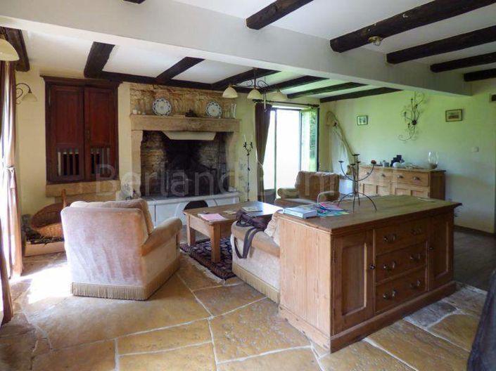 Image No.5-Maison de 5 chambres à vendre à Lezay