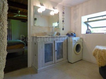 857c3e82-0084-db52-8b7c-9362d6fd63d4