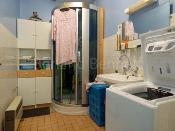 86bd322a-7bd1-3dfe-9cf8-a794308c65f6