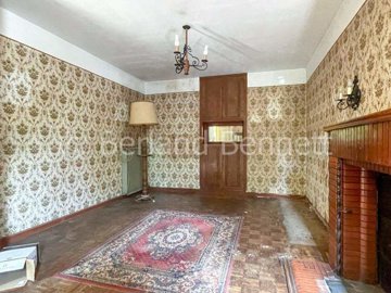 f481bf65-0a99-288d-43e3-f6d6e1a54544