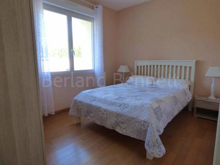 Image No.5-Maison de 4 chambres à vendre à Sauzé-Vaussais