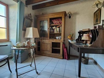 a1c1a766-0850-29fd-1065-42005b284296