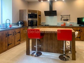 ce63934d-914c-ca43-130e-7f5e87e9f3cf