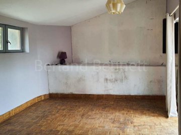 49f70689-1189-df5b-4cad-1a267af34e69