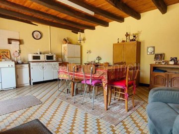 4224245b-9b58-8ad1-4d0a-13fae62daa70