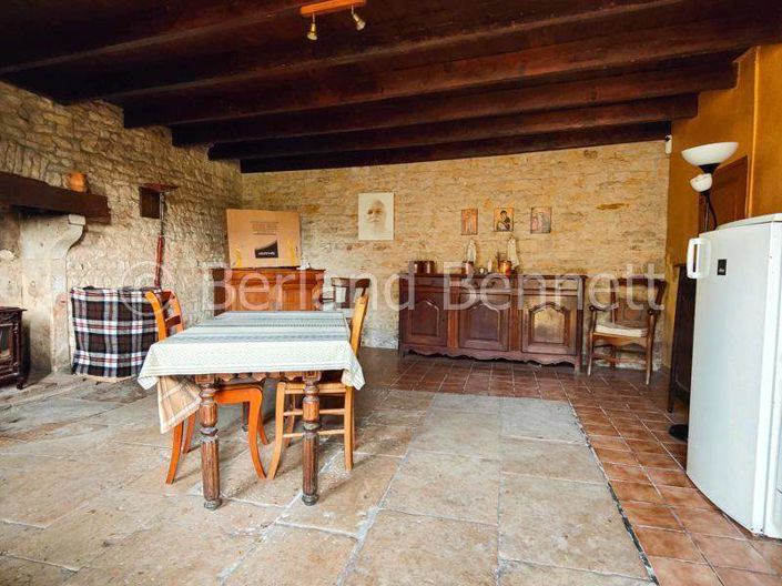 Image No.2-Maison de 2 chambres à vendre à Sauzé-Vaussais