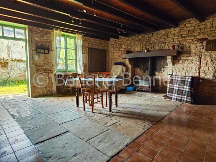 Image No.4-Maison de 2 chambres à vendre à Sauzé-Vaussais