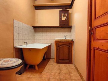 69a60414-c94b-d8e4-6083-e75df962c53d