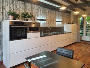 ec347099-805c-3bb8-08c4-3e9d3ead7a11