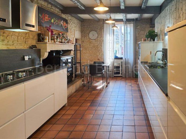 Image No.8-Maison de 4 chambres à vendre à Ruffec