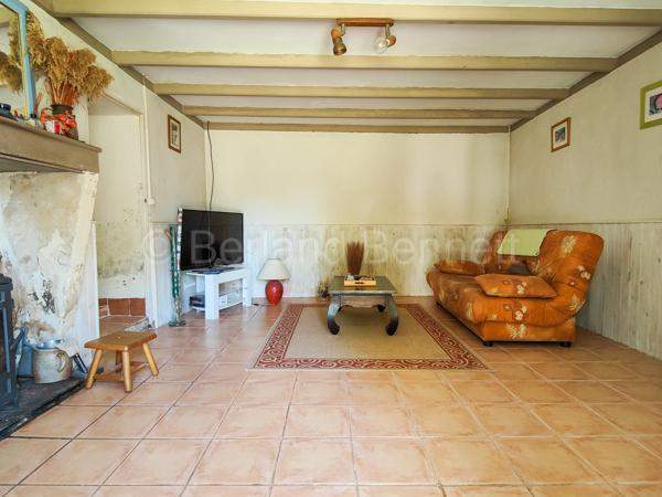 Image No.2-Maison de 4 chambres à vendre à Chef-Boutonne