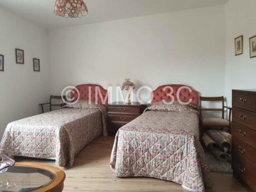 8ad9931b-40bf-f81e-dd02-3c0f94ff015f