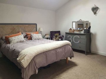 7b959a45-cf27-2d13-9b65-dc993909610c