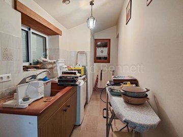 4affbd72-0bdf-1368-df41-eaa6b3cb5e6c