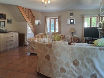 1fbfa712-880b-1489-848e-70a7190dfe64