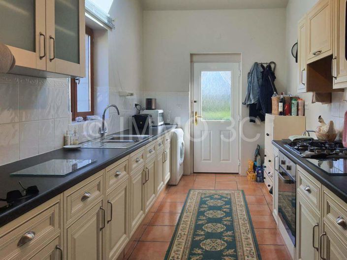 Image No.5-Maison de 2 chambres à vendre à Sauzé-Vaussais