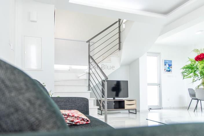 Image No.12-3 Bed Villa / Detached for sale